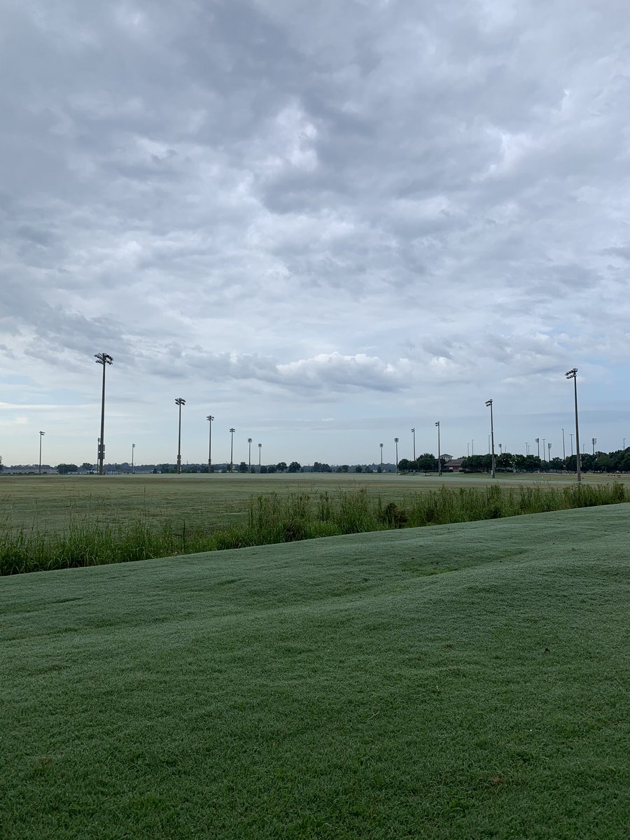 MrToppings's tweet photo. Running the sprayer this morning. Jamming out to @Tim_Dugger #signsofagoodtime #homeawayfromhome https://t.co/XrRmHIn00Y
