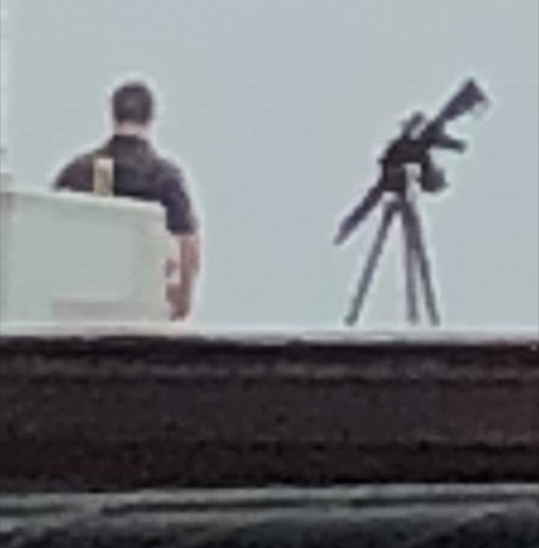 Come Saturday, the population of Eminence almost doubled. Locals were joined by "militia" members from MO & elsewhere. The Sheriff let them set up sniper positions on the roof of the Shannon County Courthouse.Aaaand, of course, no BLM march ever materialized. 5/