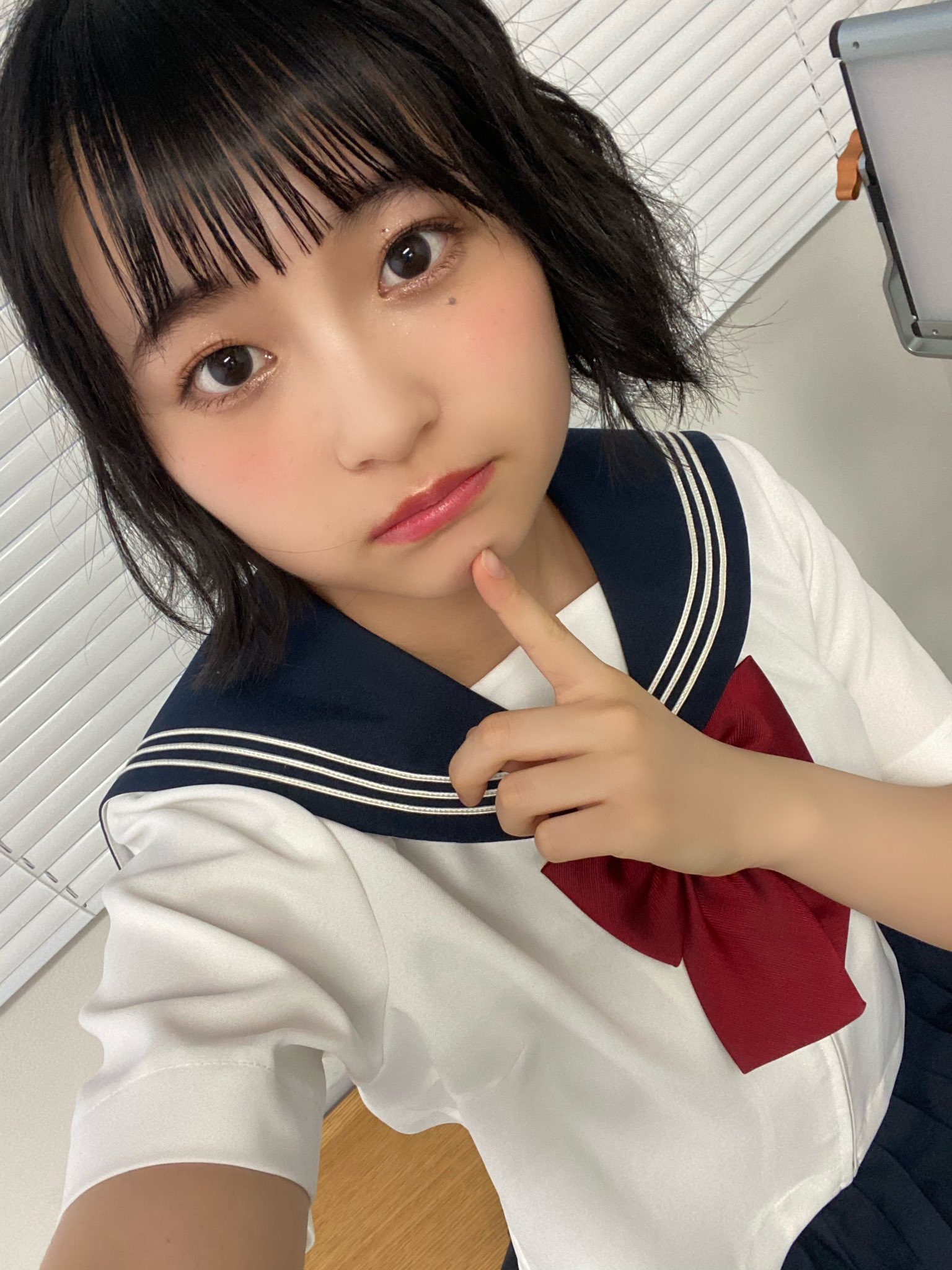 桐原美月 制服アクリルスタンド 桐原美月 アクリルスタンド - メルカリ