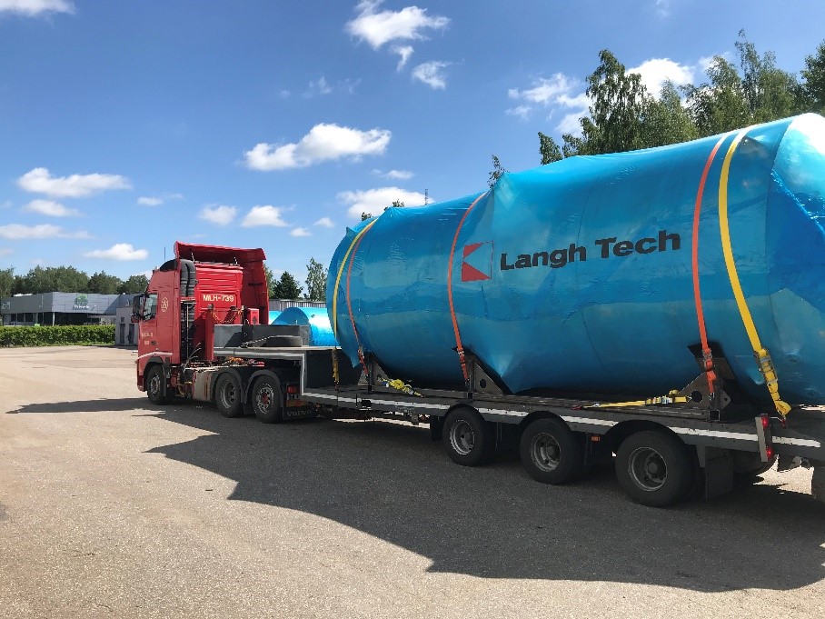 One of two Langh Tech SOx scrubbers starting the voyage from Finland to Astander shipyard in Spain, where the twin-scrubber Open Loop -system will be retrofitted to a Ro-Ro cargo vessel.
