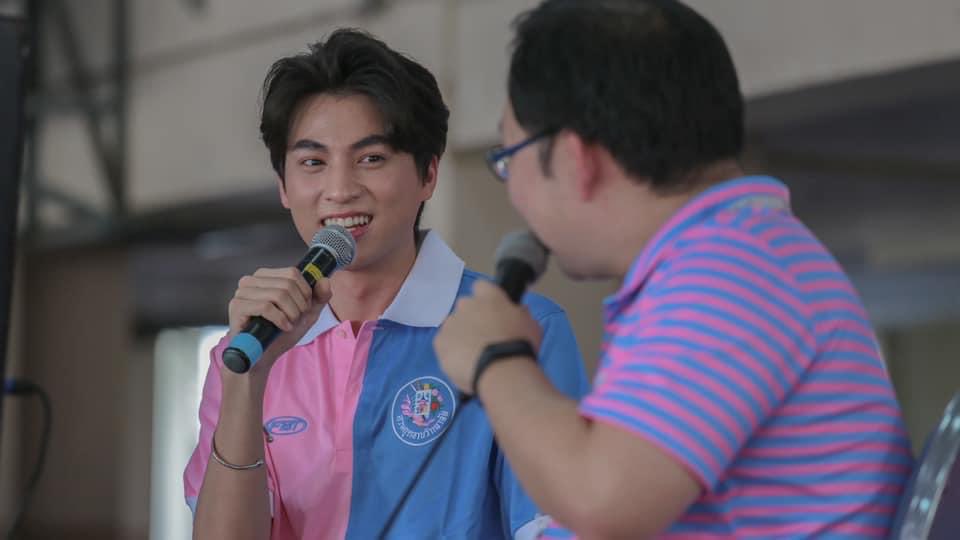 mewsteriousz's tweet photo. Tidak bisa tidak.
Dia tampan.
Tak perlu di debat.
Karna bagiku. Dia begitu.
Kanawutnya Mew.
#MewGulf #MewSuppasit #GulfKanawut #mewlions #PBalls #หวานใจมิวกลัฟ https://t.co/Rqo1cp0e7L