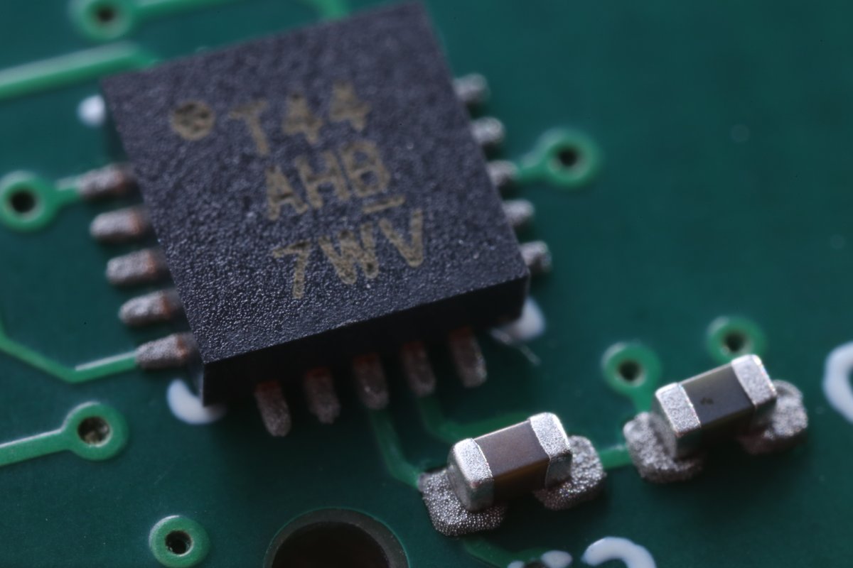 The attiny44 micro controller that implements an I2C target. Required for SYZYGY pods.