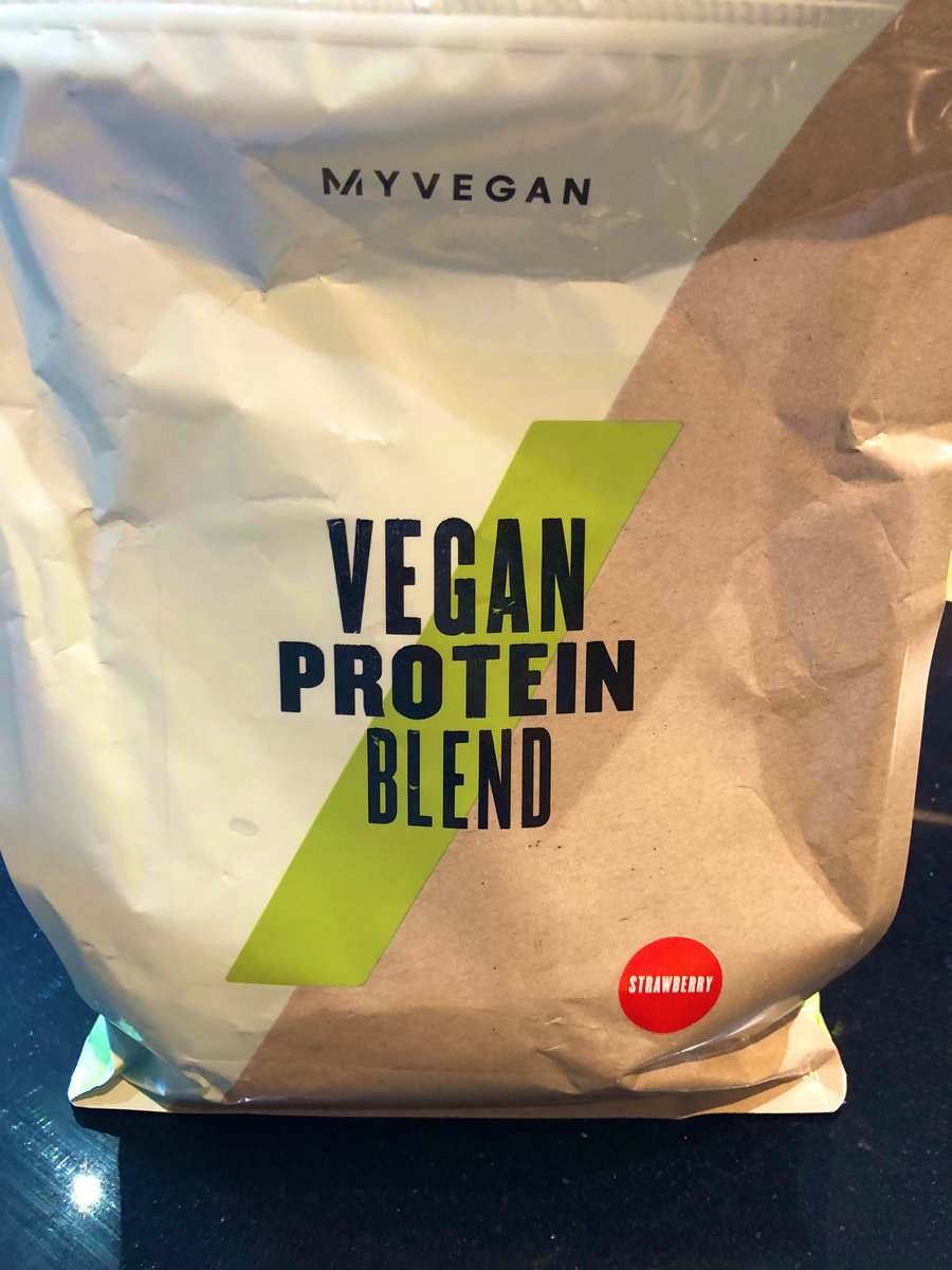 juleebarrett's tweet image. Who have I become to be needing 1kg of protein let alone vegan protein. Jeez lockdown I guess you won 🤣💪