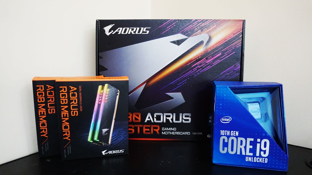 Bom dia!
A atualização para a nova geração da Intel!
#Aorus #Z490 + i9 #10900k + Aorus RGB Memory 3600MHz https://t.co/jqHRPaWOIF