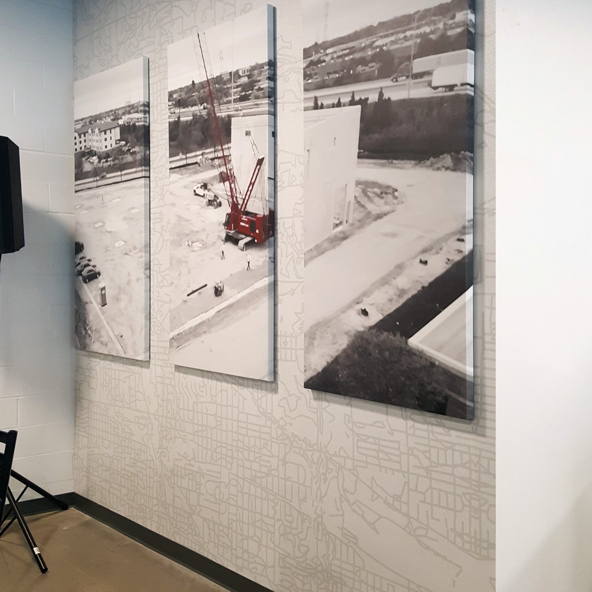 MLE_BRAND's tweet photo. Could your workplace use new artwork? Something to promote your company in a sophisticated and striking way? This example shows off an early shot of MLE's construction. Let our design team give you the impact you need with elements of color and character! #expandyourbrand #mleinc https://t.co/2gmfXn4F4R