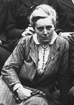 day 28 : madeleine ffrench-mullen irish revolutionary and labour activist; she took part in the dublin easter rising in 1916 and joined the suffrage movementlovers include kathleen lynn (3) with whom she lived for 30 years until her death