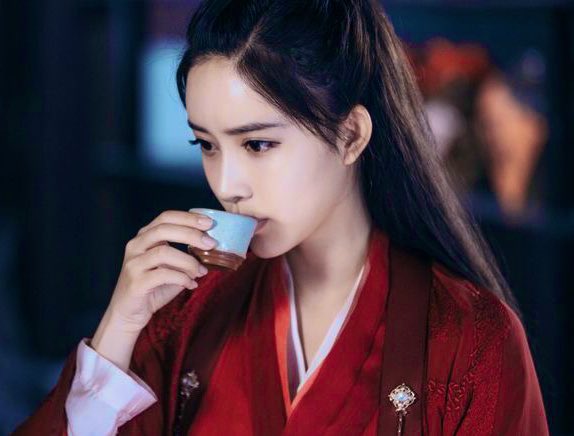 the actual queen, wen wing, will be matched one of the best remedy teas there are- pomegranate tea! this tea is refreshing and has MEGA heath benefits. it fights many diseases, makes your body stronger, and even helps with weight-loss. tasty and healthy? gimme gimme gimme!