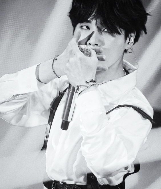 Yoongi being intimidating; a thread