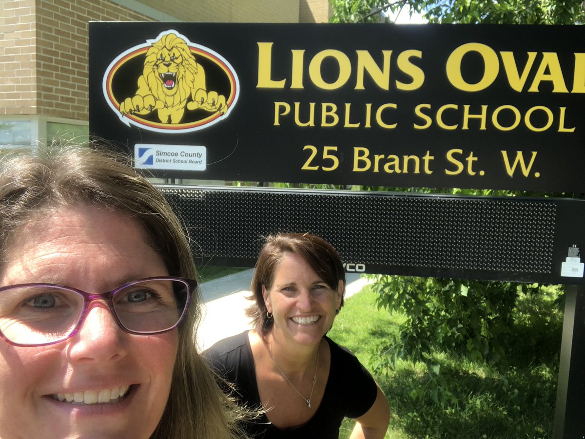 LionsOvalPS's tweet photo. Happy &amp; Healthy summer to all from  @LionsOvalPS new 🌸principal Mrs. Barrie &amp; Ms.  Michaud, We are physically distancing while we wish you well. 🌞 https://t.co/pr1Y8ZE3pZ