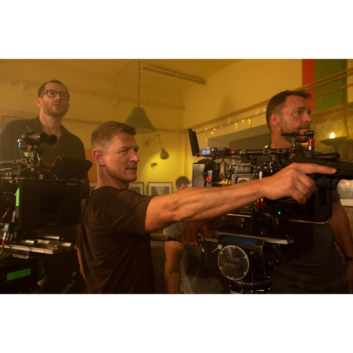 Less than 1 metre on set vibes 🙊 #strikeback #philipwinchester #unitstillsphotographer #londonphotographer #ukstillsphotographer