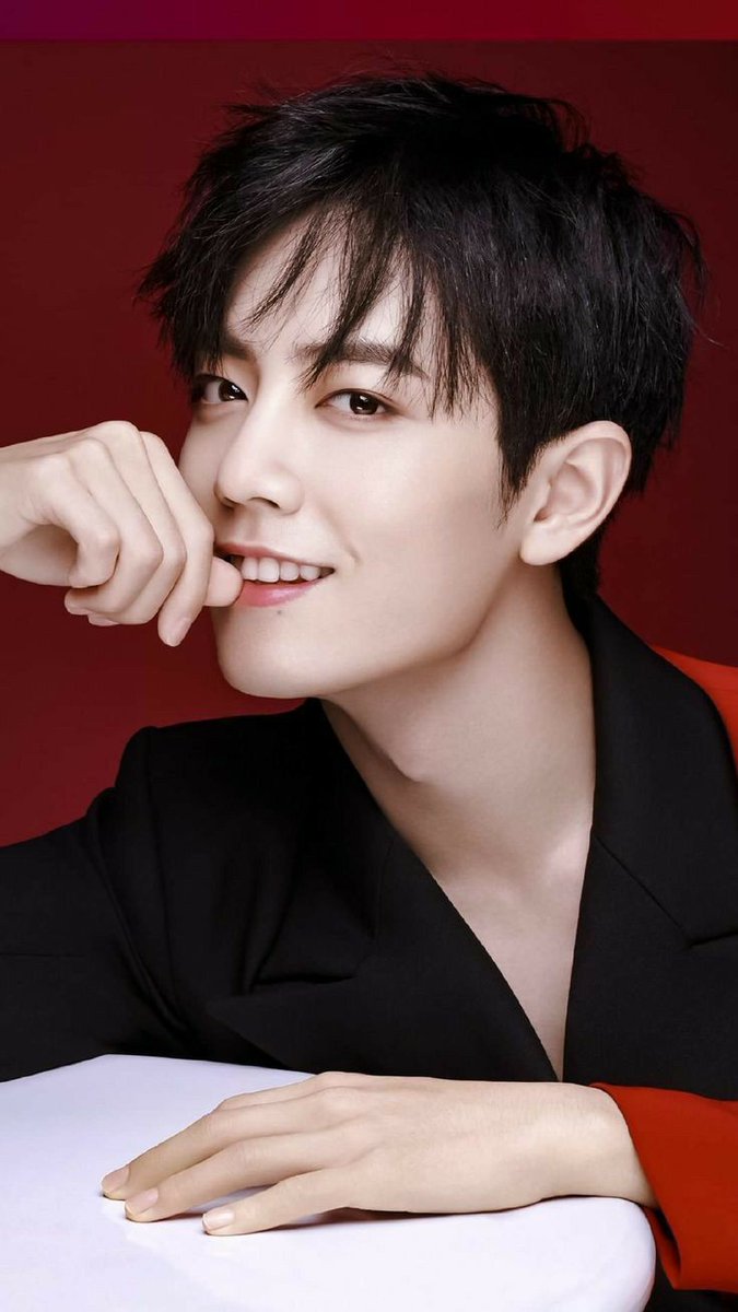 No matter what is he doing, what I am doing, I can scroll millions of photos which contain him like this throughout my life. He is the best human #XiaoZhan肖战  #xiaozhanbestactor  #XiaoZhan  #WeLoveXiaoZhan  #肖战