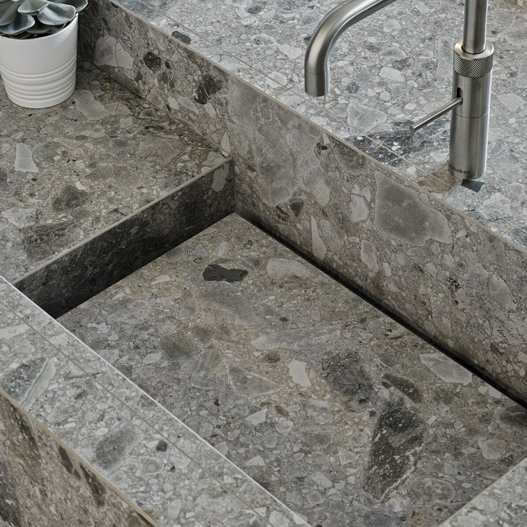 Italbec's tweet photo. / ISEO /
Create a warm atmosphere with the subtle and natural texture variations of this imitation stone porcelain.
#italbec #inalco #spain #iseo #tile #interiordesign #tiles #design #tiledesign #flooring #montreal #architecture #homedecor #renovation https://t.co/wQfhI5i7JS