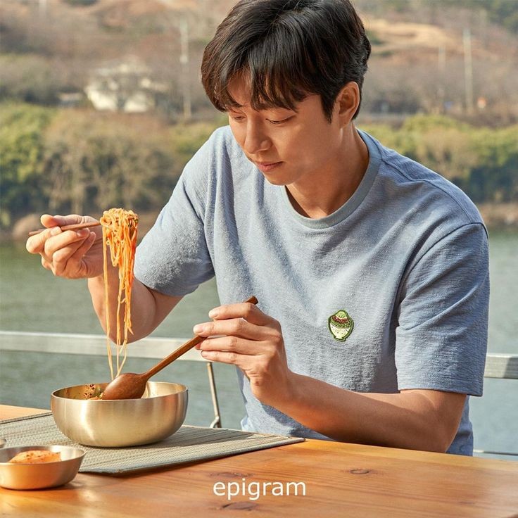 Gong yoo fan club Twitter