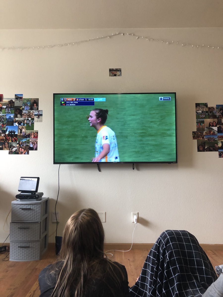 Redbird_Soccer's tweet photo. .@kdelfava subs on in the 62nd minute for her first appearance as a Royal! 👑 

Drop a pic 📷 in the comments of your @UtahRoyalsFC watch parties! ⬇️

#BackTheBirds // #REDBIRDsoccer https://t.co/EZoRRASWtv