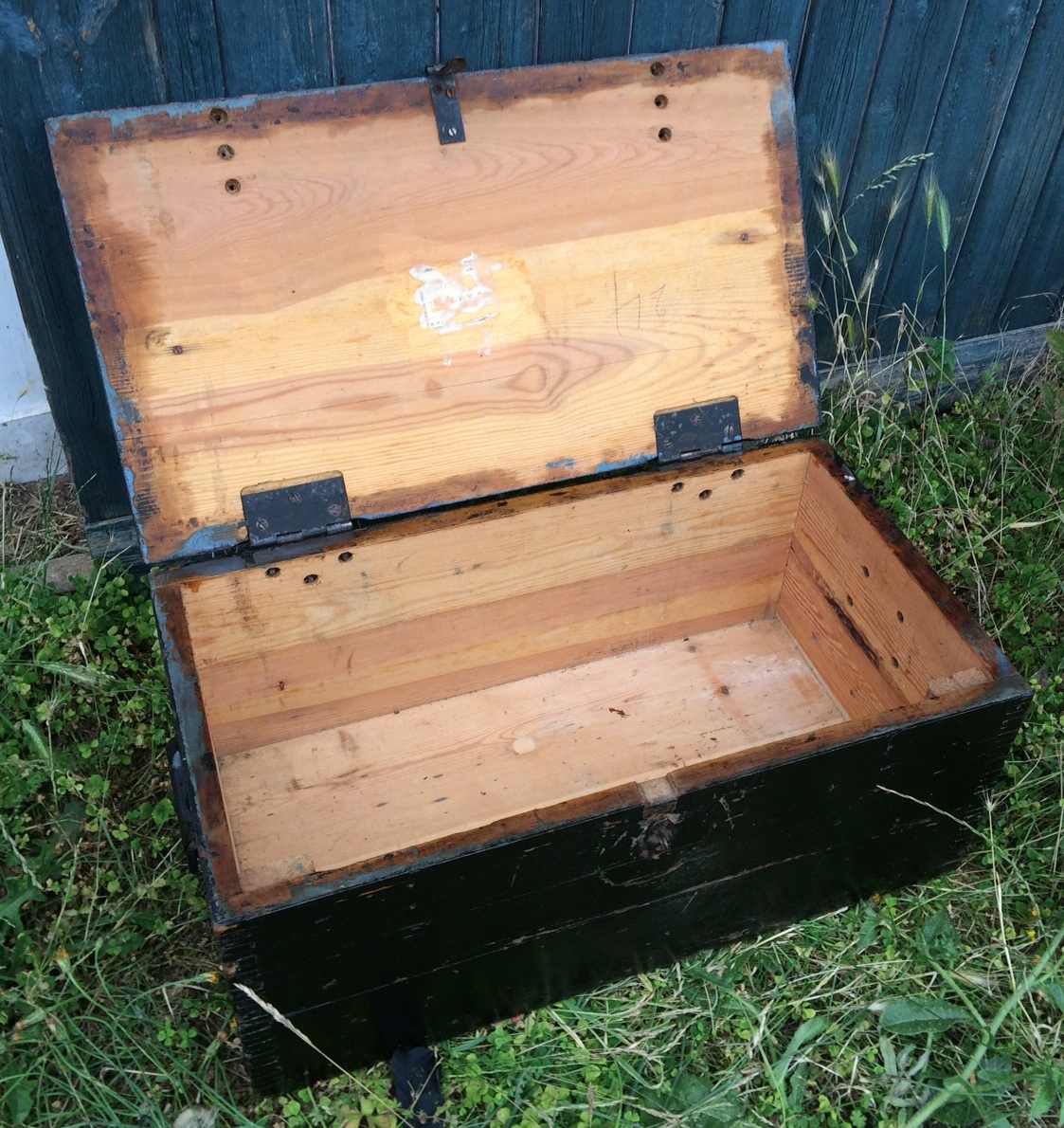 BrownsAntiques's tweet image. To all the people freaking out about the #nextsale 

Calm down.

Why not support a small business instead?

If you are looking for homewares, what you want is #antique and #vintage. Unique items.

brownsantiques.co.uk for example. Thanks!

#SmallBusiness  #smallbiz #interiors