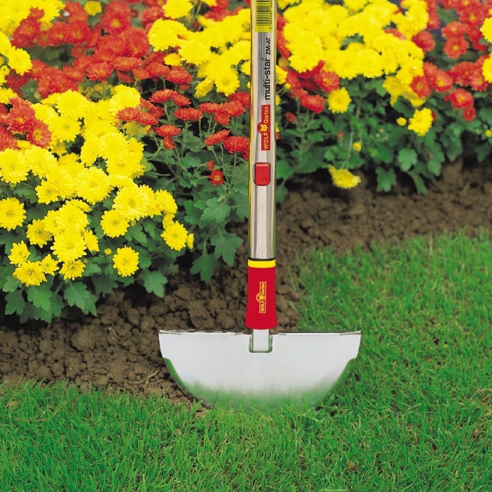 WOLFGartenIt's tweet photo. Vuoi rifinire il bordo delle aiuole come un giardiniere?
Scegli il nostro speciale scavabordi multi-star®️ RM-M!
😎😍
#madeingermany #35annidigaranzia #multistar #wolfgarten #giardinaggio #giardiniere #giardinaggiochepassione #giardinaggioprofessionale https://t.co/J2vVAAjh0Z