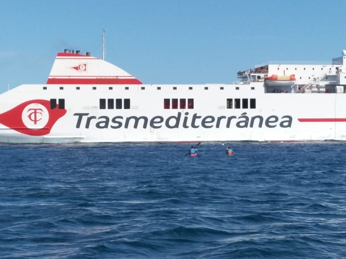 🌊🛶 Aquest vespre, al #telenotícies , a les 9.38 hores, aproximadament, podreu veure imatges inèdites del tràiler #kayaknolimits #MenorcaaCegues , i informació sobre la pre-estrena del dijous. Gaudiu-les!! 😍