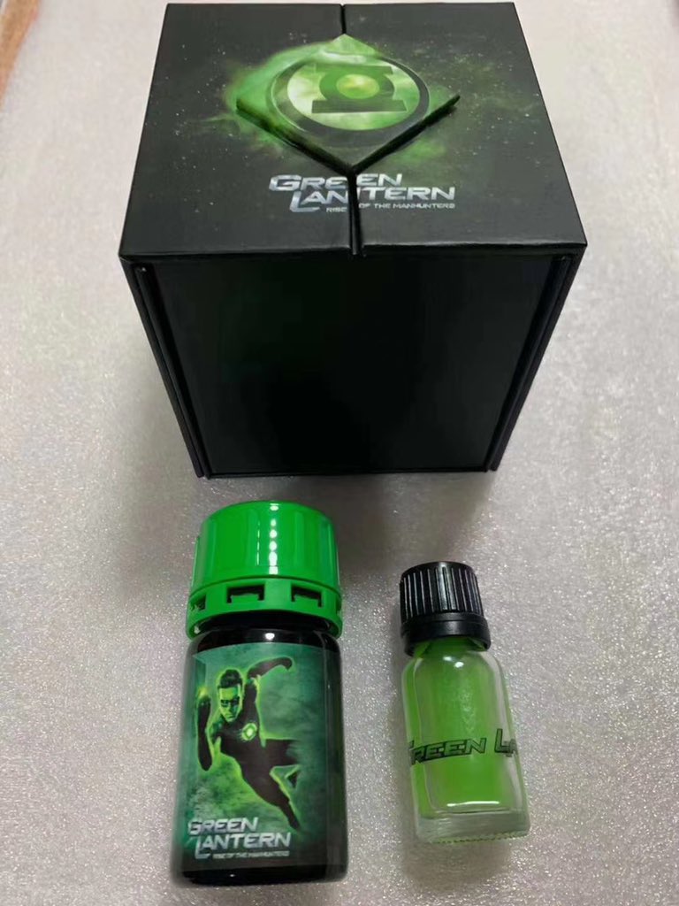 Rhythy1's tweet photo. #rush #鸟洞 #口交 #闻的 为了爱和正义而战！特别版Green Lantern—绿灯侠隆重上市，高度浓缩版大瓶40ml+夜光小瓶10ml两瓶装，采用升级浓缩配方并使用先进提纯技术，特别添加不易挥发的GL因子，持续时间更长，瞬间起效，高纯度带来前所未有的刺激体验，为激情迅速充能。 https://t.co/K4odGTzfMq