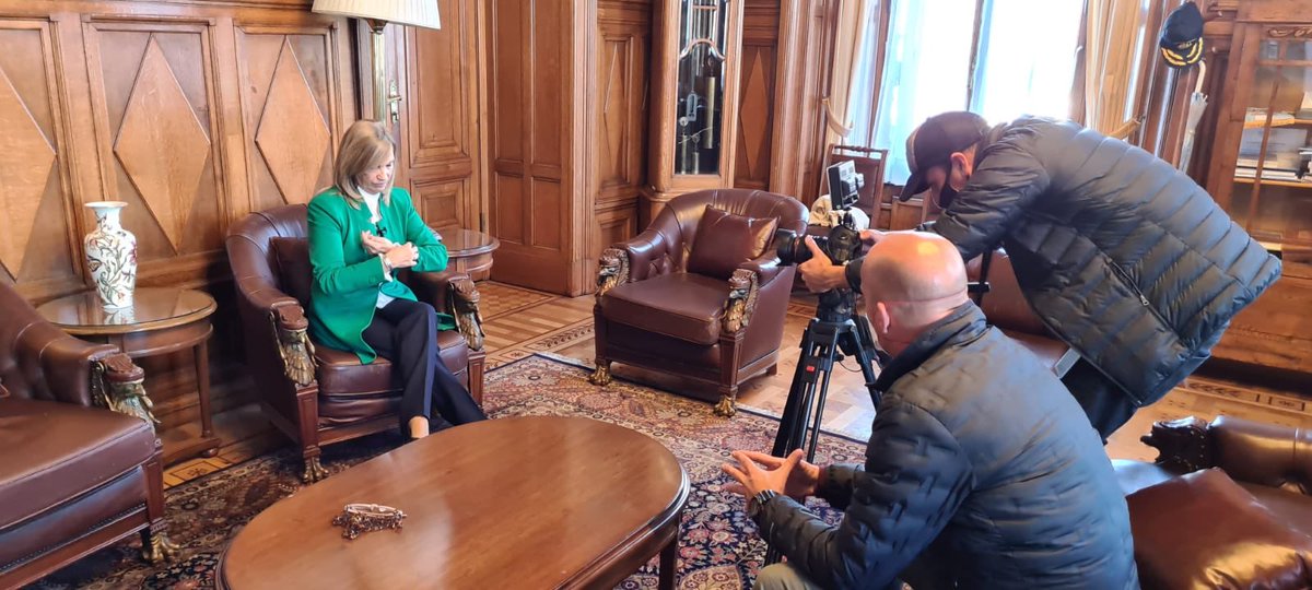 Ayer tuve el gusto de ser parte del ciclo de entrevistas realizadas a mujeres destacadas por su liderazgo y emprendedurismo en diferentes ámbitos, de Uruguay, Paraguay y Argentina. Será emitido por <a href="/uclplay/">UCLPLAY</a>