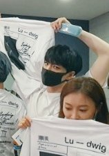 myroseuu's tweet photo. 덮머....... https://t.co/dQCpGqyoCd
