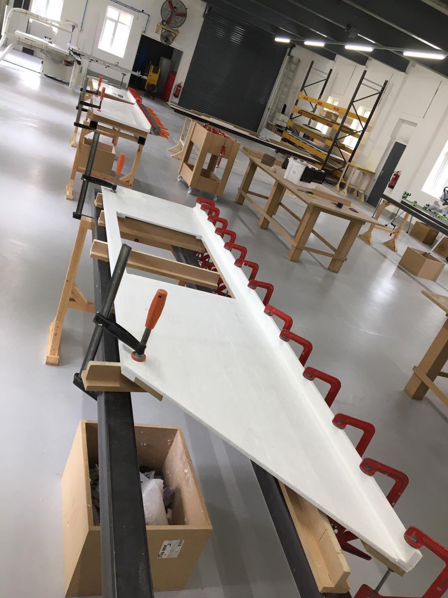 Every #worktop #fabrication we do has a 40-50mm return on the down stand to maximise durability. No MDF can be seen or felt underneath like many 12mm fabrications reveal.

This extra care &amp; detail ensures top quality results by Streamline every time‼️

#kitchens #kitchendesign