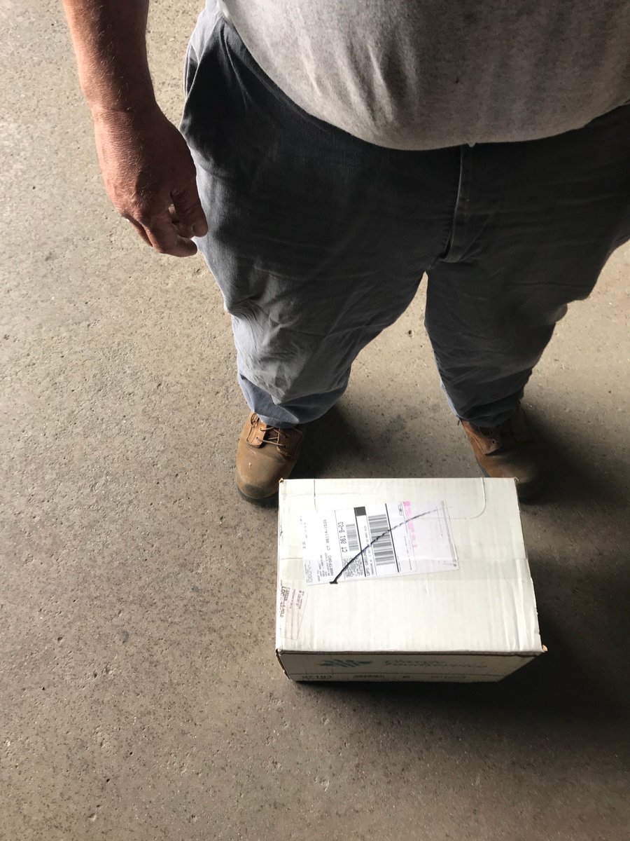 UPS_CTBaSE's tweet photo. Here our mechanic Dan Chasse demonstrates the first 2 steps of proper lifting which is to get close to the object and to set your feet in order to keep the object in your power zone and to establish a solid foundation for lifting. #liftlowerNED  @safetyfirstNED @NortheastBaSE https://t.co/ulTxEVBBbU