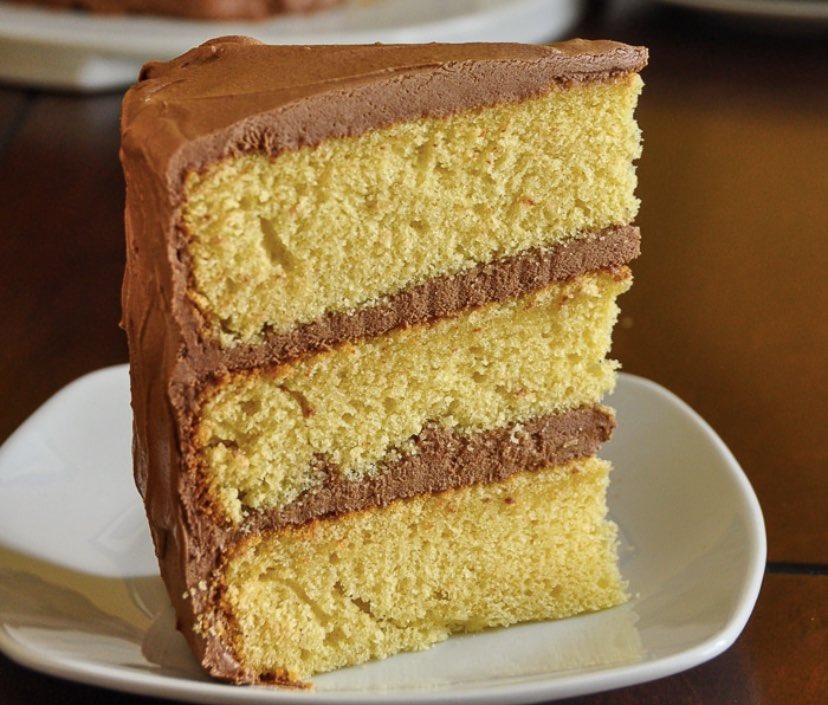 Yellow cake. Enough said. Just nasty