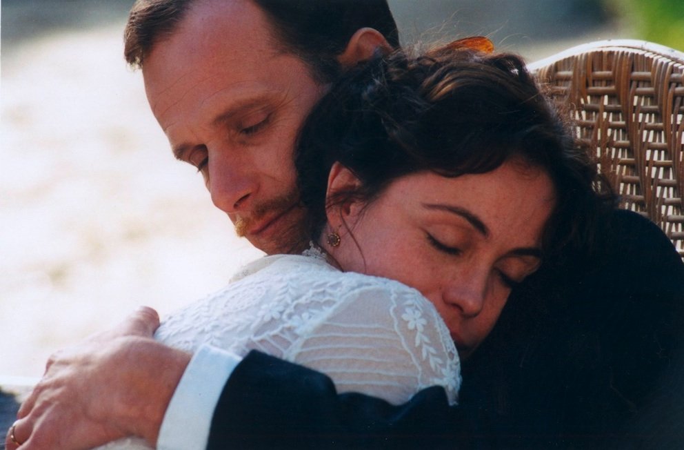 flag_from's tweet photo. 感傷的な運命（2000年、オリヴィエ･アサイヤス）
L’amour！(人生には愛しかない！)【いつか奥さんと一緒に観たい映画99】 https://t.co/bE96thaGSo