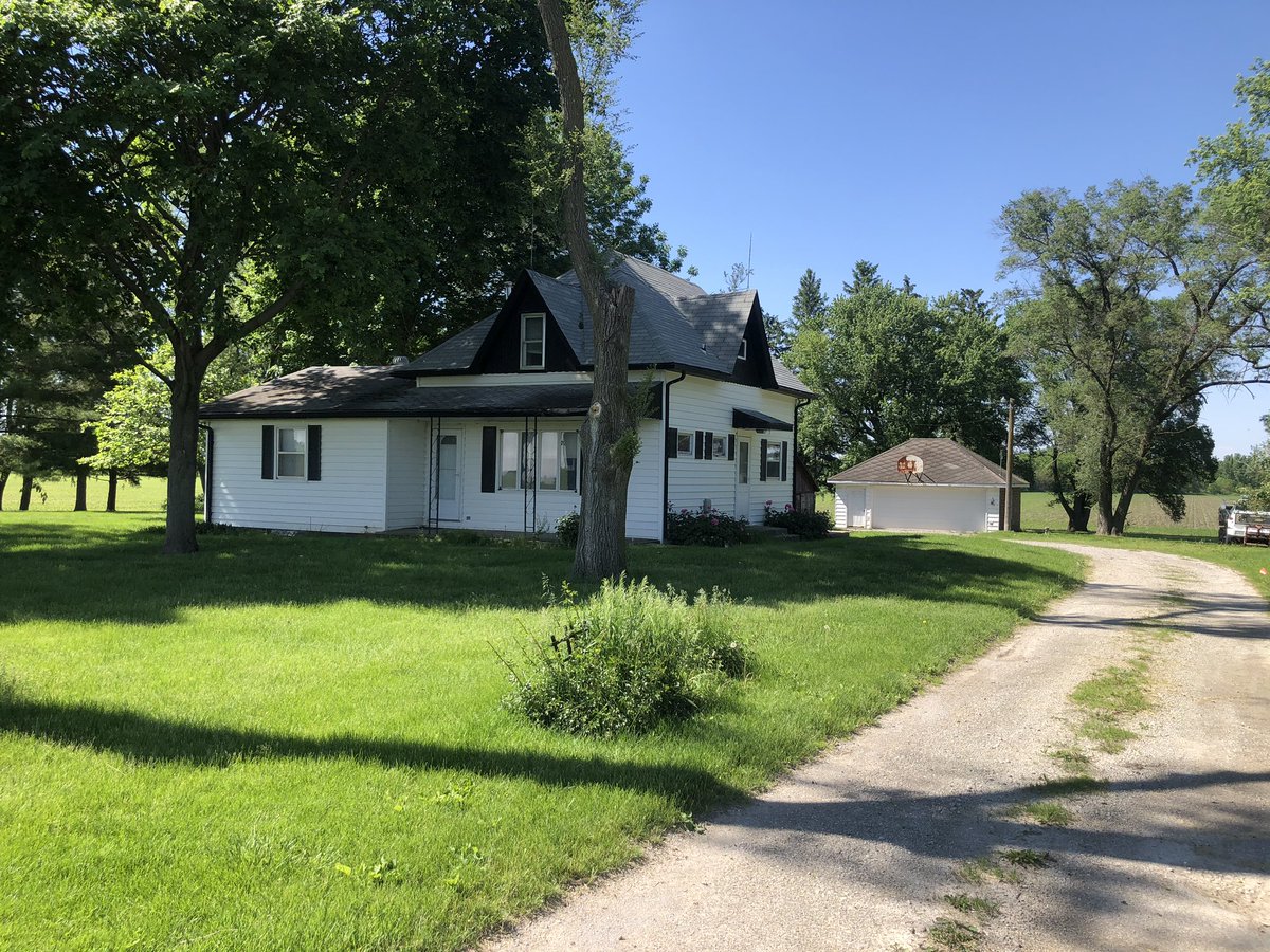 elder_dylan's tweet photo. told ya bitches, I just finished the closing on my first house and now I’m officially a home owner at 22yrs old with 2.2 acres https://t.co/NBttxUvGGI