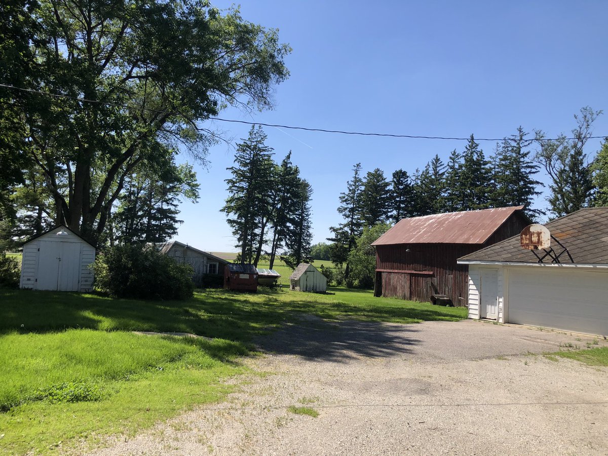 elder_dylan's tweet photo. told ya bitches, I just finished the closing on my first house and now I’m officially a home owner at 22yrs old with 2.2 acres https://t.co/NBttxUvGGI