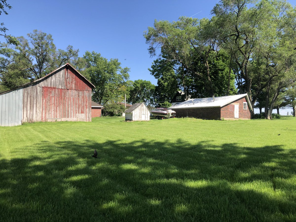 elder_dylan's tweet photo. told ya bitches, I just finished the closing on my first house and now I’m officially a home owner at 22yrs old with 2.2 acres https://t.co/NBttxUvGGI