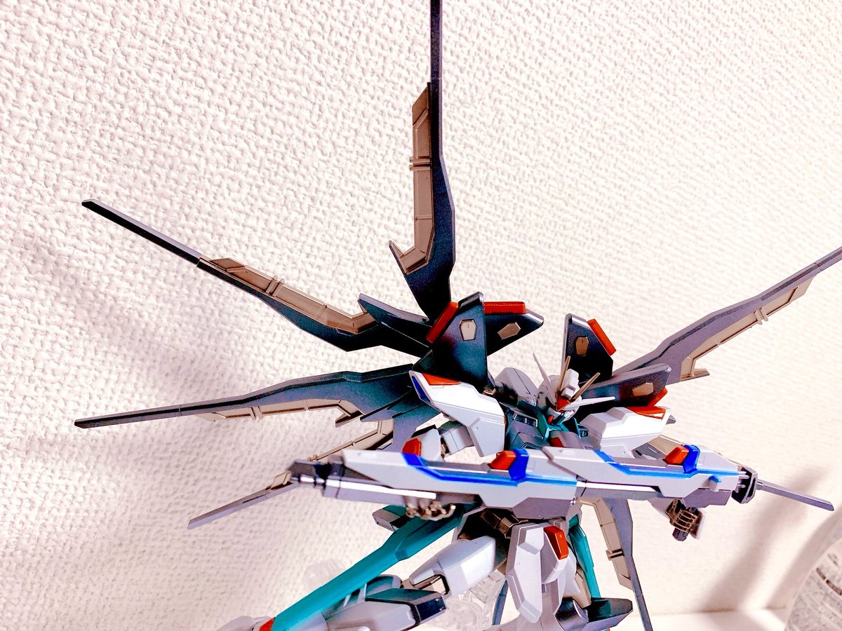 こよみkym 脳汁factory Hgceストフリってドラグーンシステムに ゴールドの配色全くなくてマステして中をゴールド塗装したら一気にカッコ良くなる なかなかいい感じ まだまだ遊ばせてくれるぞ このhg 満足じゃ ガンプラ ストライク こよみkym 脳汁factory Hgceストフリってドラグーンシステムに ゴールドの配色全くなくてマステして中をゴールド塗装したら一気にカッコ良くなる なかなかいい感じ まだまだ遊ばせてくれるぞ このhg 満足じゃ ガンプラ ストライク