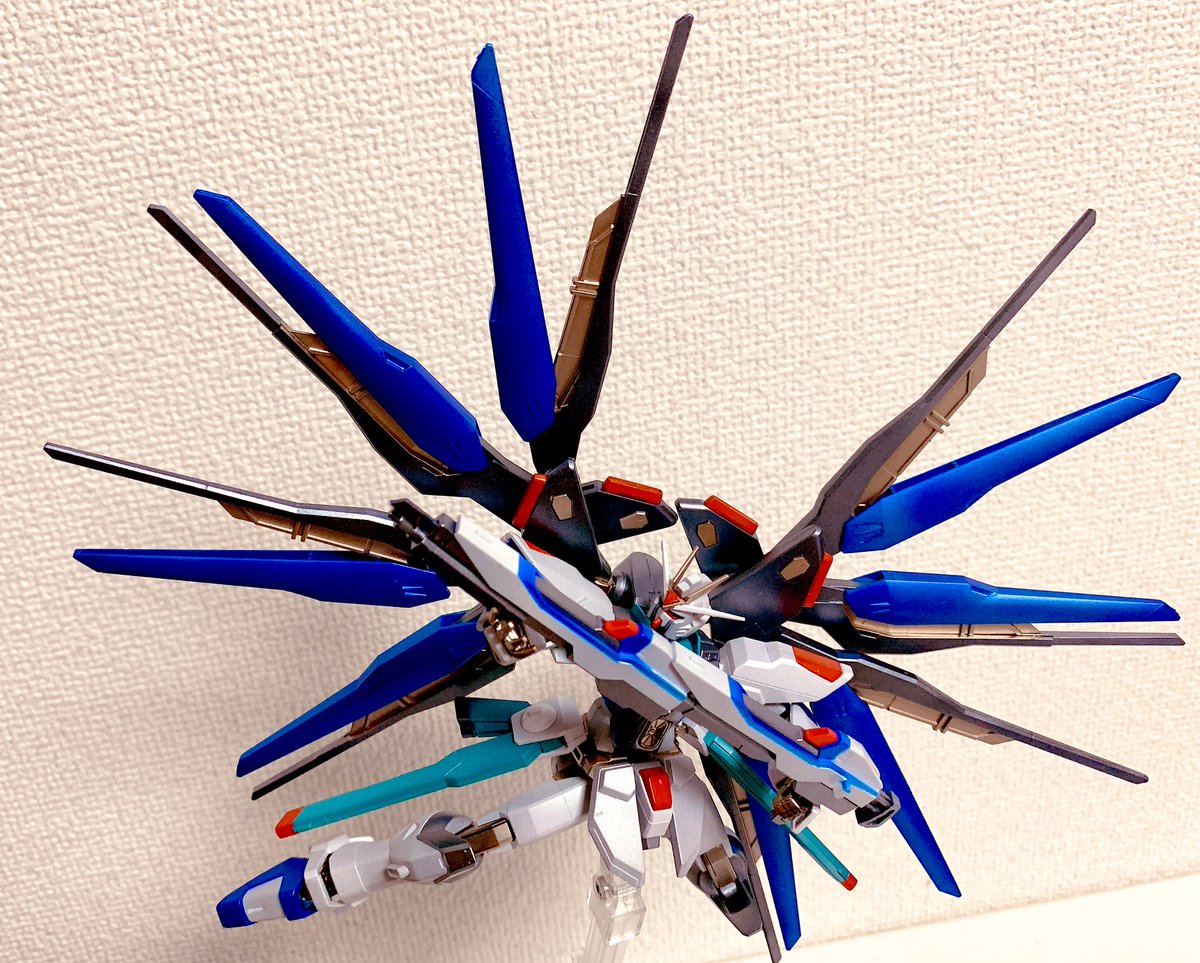 こよみkym 脳汁factory Hgceストフリってドラグーンシステムに ゴールドの配色全くなくてマステして中をゴールド塗装したら一気にカッコ良くなる なかなかいい感じ まだまだ遊ばせてくれるぞ このhg 満足じゃ ガンプラ ストライク こよみkym 脳汁factory Hgceストフリってドラグーンシステムに ゴールドの配色全くなくてマステして中をゴールド塗装したら一気にカッコ良くなる なかなかいい感じ まだまだ遊ばせてくれるぞ このhg 満足じゃ ガンプラ ストライク