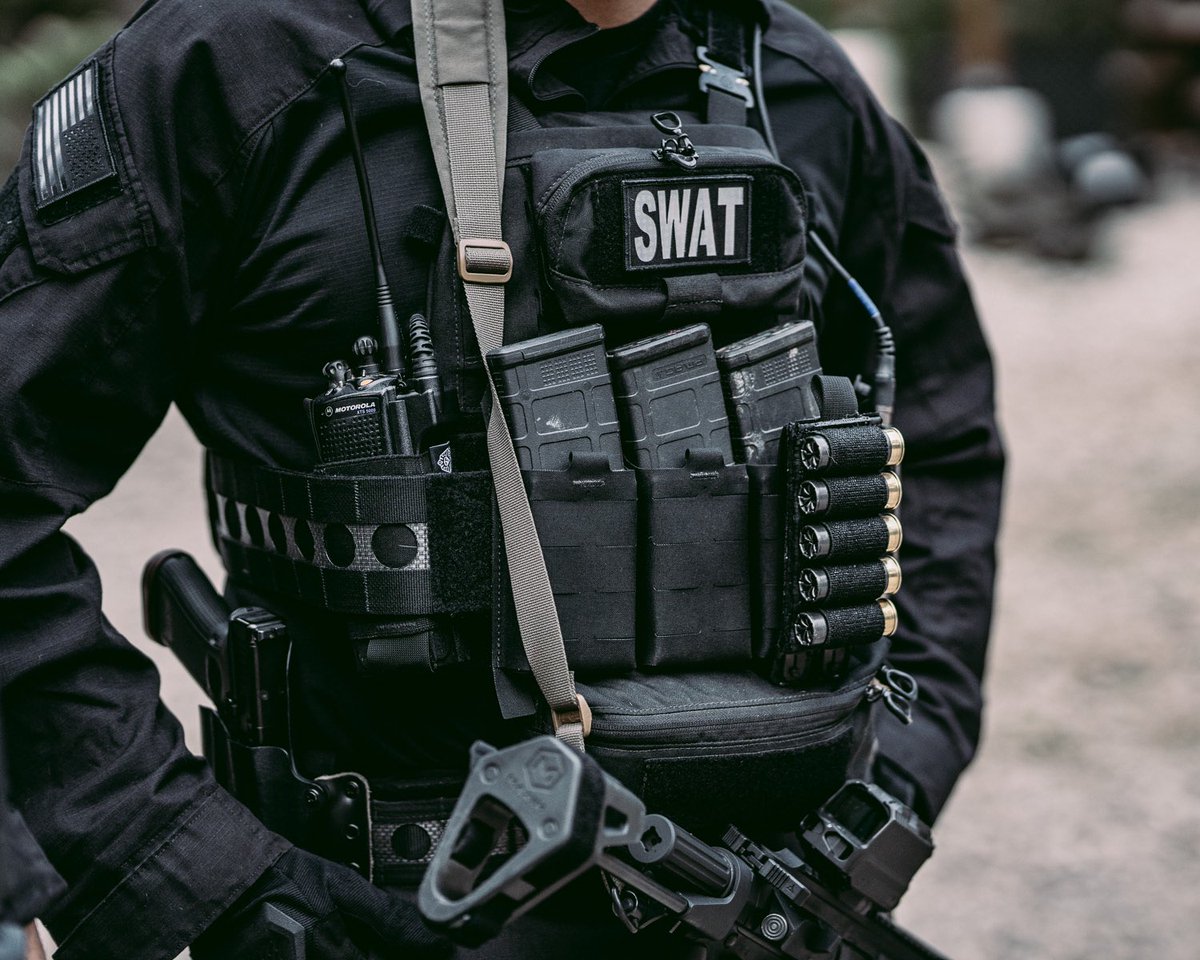 Every day first responders put their own lives in the line to ensure our safety. The least we can do is make sure they have the right tools to protect and serve their community. 

#firstresponders