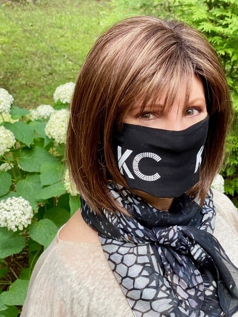 KatieVanLuchene's tweet photo. Wear your mask, #KC! Because it's the right thing to do. And if that's not enough, it's the law. So I choose mine from @OWNKC1 because every purchase gives back to a local cause. https://t.co/QJXNFWMdUn https://t.co/KPexJR3xKx