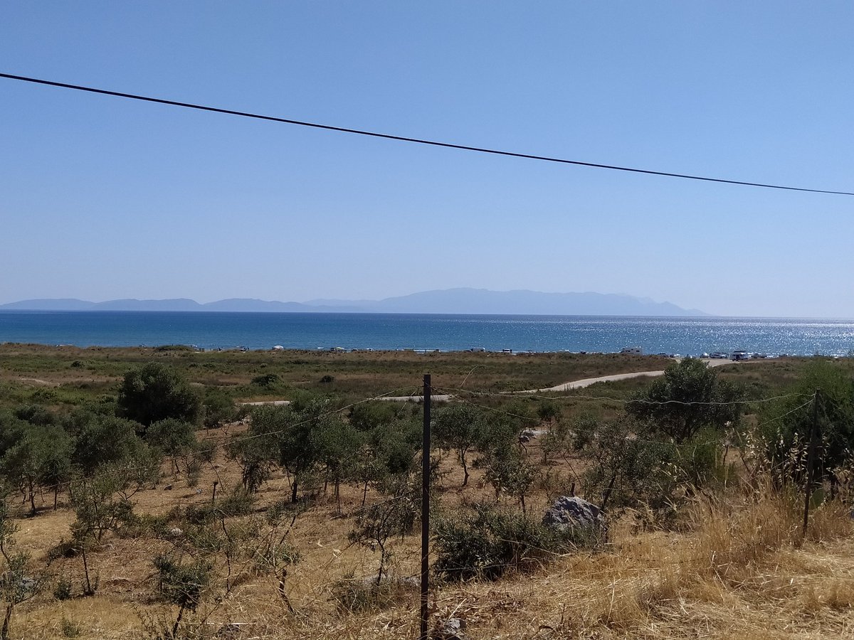 #BenceAşk mavinin ta kendisidir.
#SALI