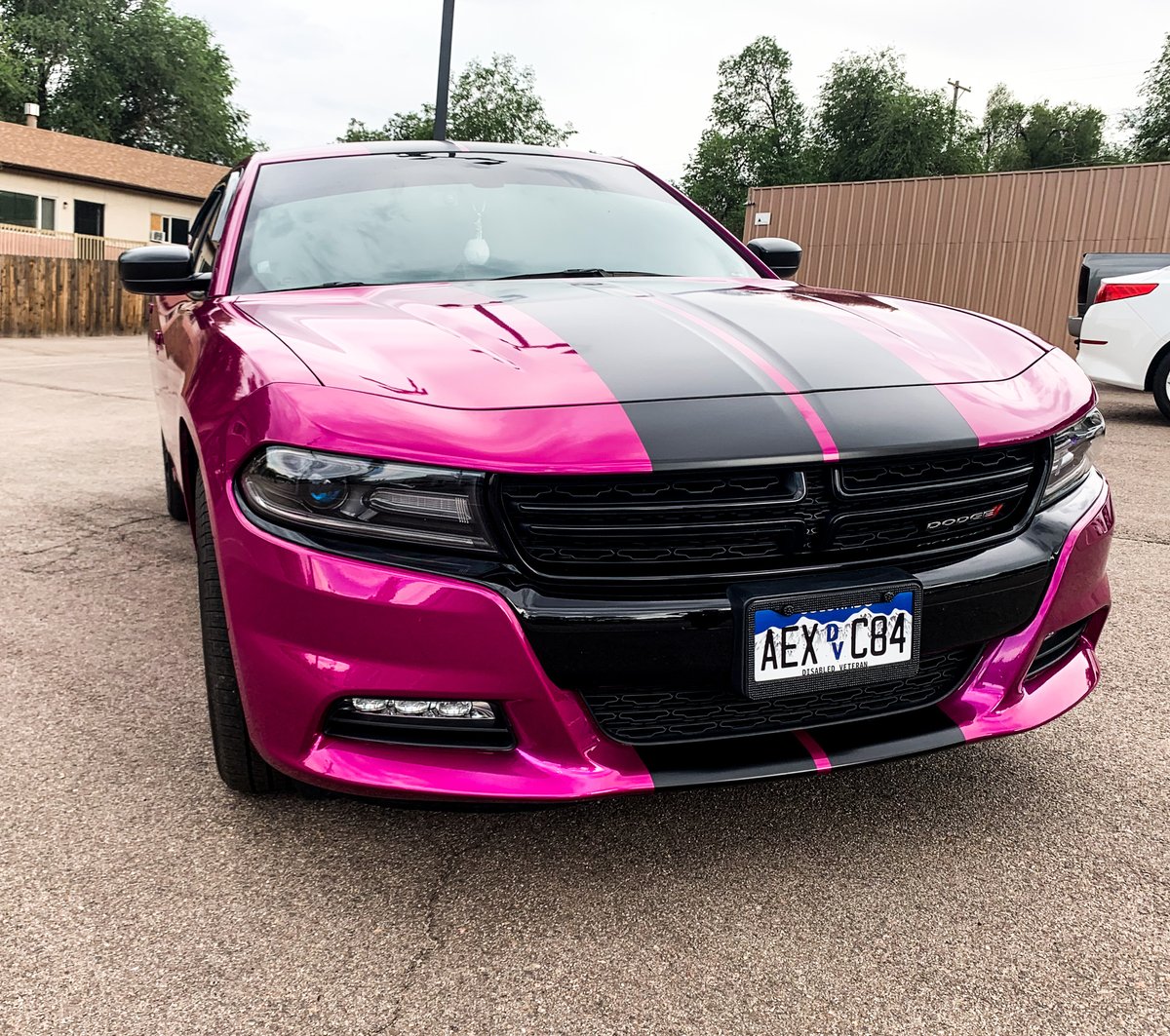 DriveInAuto's tweet image. Wow, it's the final look of the fuschia wrap! These racing stripes really give this Dodge Charger a polished, head turning look! Installed by our Motor City location.