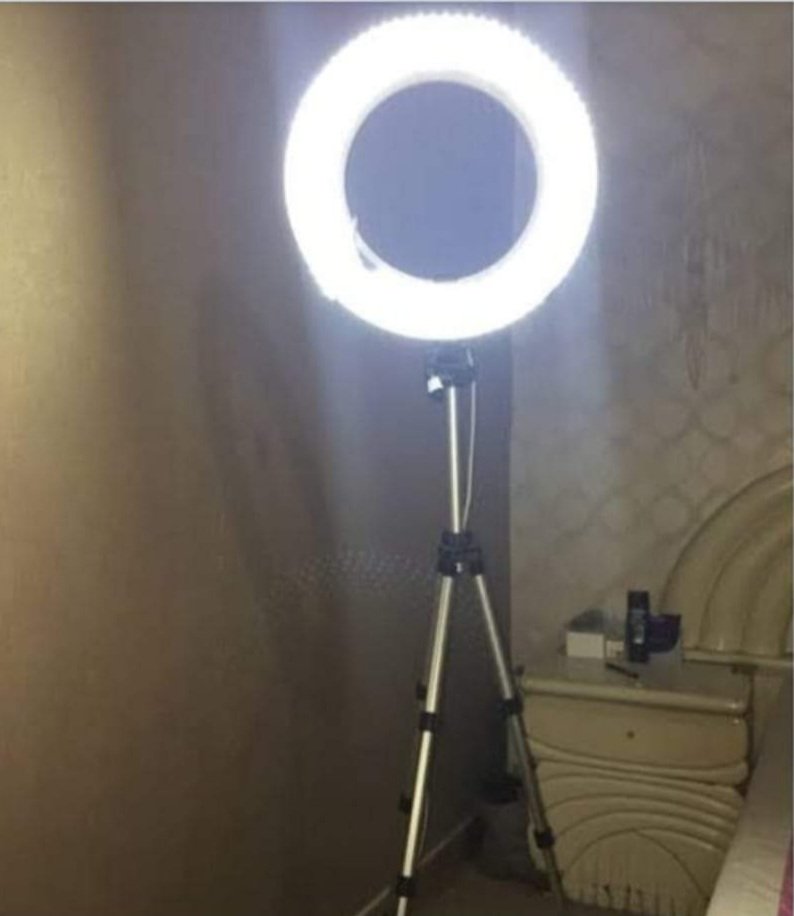 isaurabhbgs's tweet photo. Right now ring light is the second
most useless thing in the tik toker's
house 
tik-tokers are still at first...
#RIPTiktokIndia https://t.co/cCsD6jCc5e