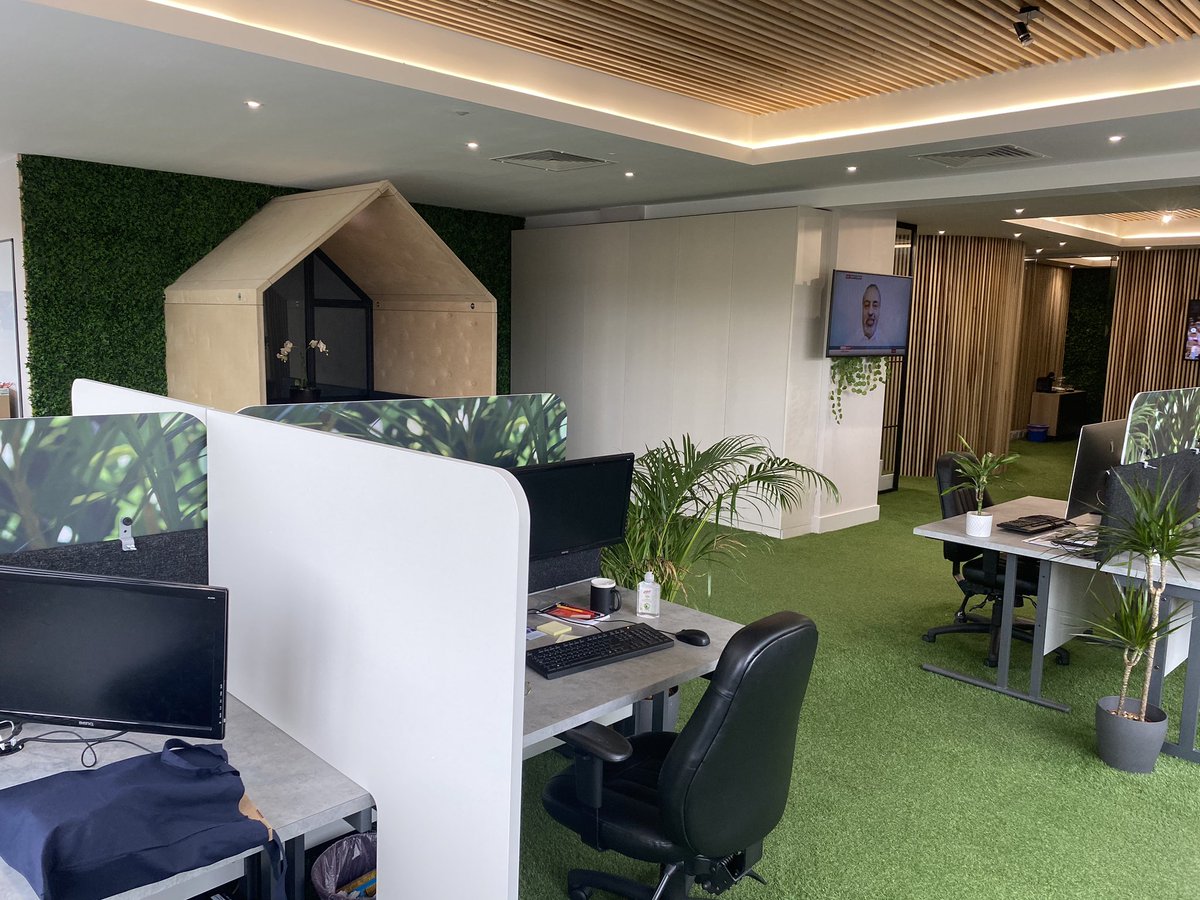 Second week back at <a href="/ceedbox/">Ceedbox</a> office. All set up and ready for the influx of our engineers returning through the doors next week! 💪 Looking forward to announcing some big project launches in the next month 💯 #watchthisspace