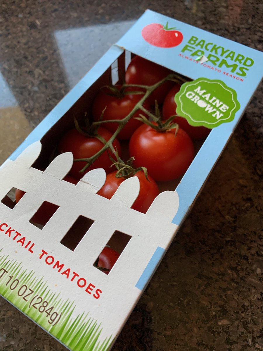 ciphercreative's tweet image. Love this packaging from Backyard Farms. Super purposeful and thoughtful. Awesome. youtube.com/watch?v=CVkN5p…