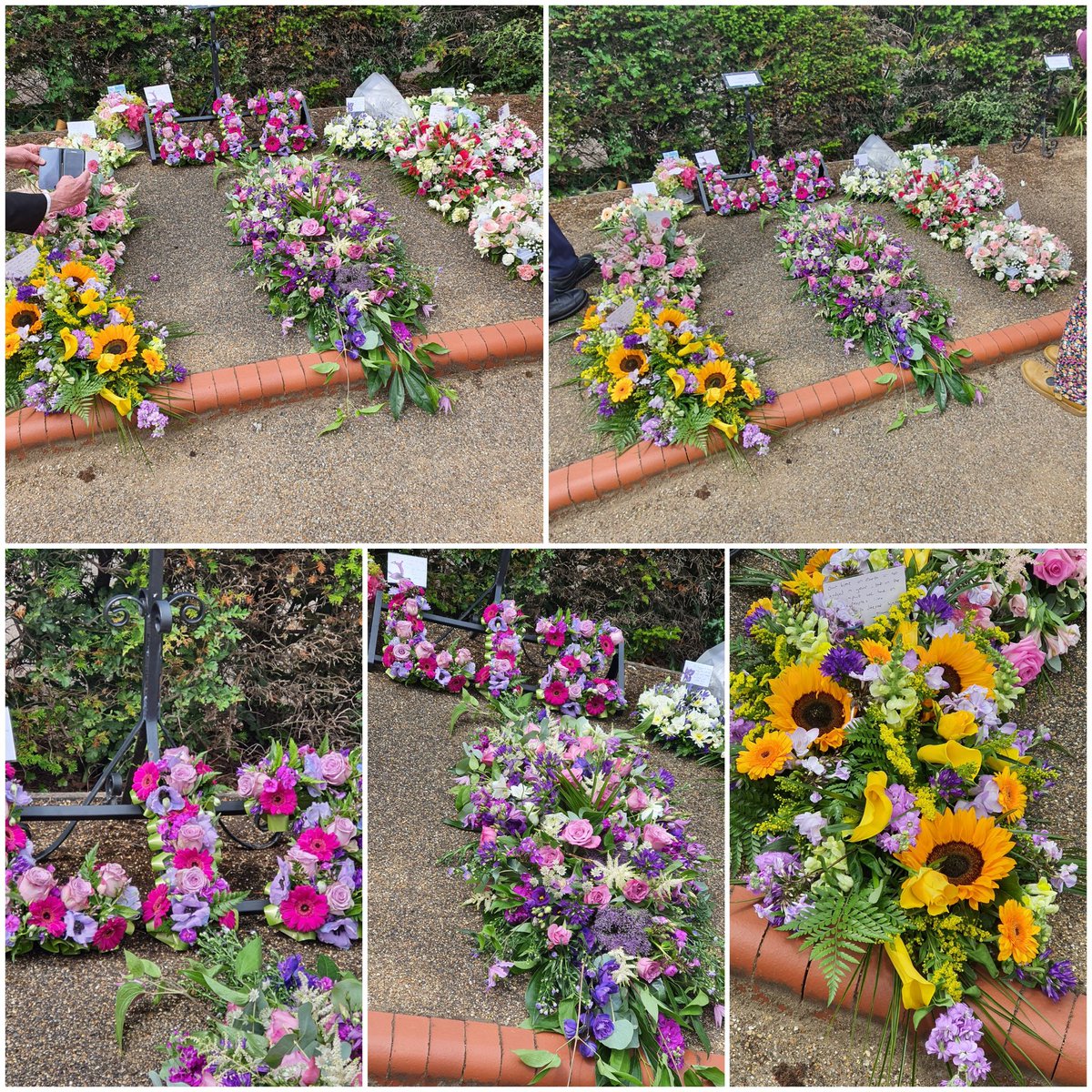 Hi all it Jon it was the Final goodbye 2day to my rock ,soalmate and love , liz will b missed so much 💔