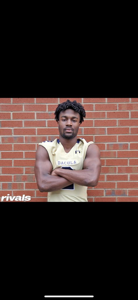 I will be committing tomorrow at 1 EASTERN TIME👀👀👀<a href="/ChadSimmons_/">ChadSimmons</a> <a href="/ErikRichardsUSA/">Erik Richards</a> <a href="/DaculaRecruits/">Dacula Recruits</a> <a href="/DaculaFB/">Dacula Football</a>