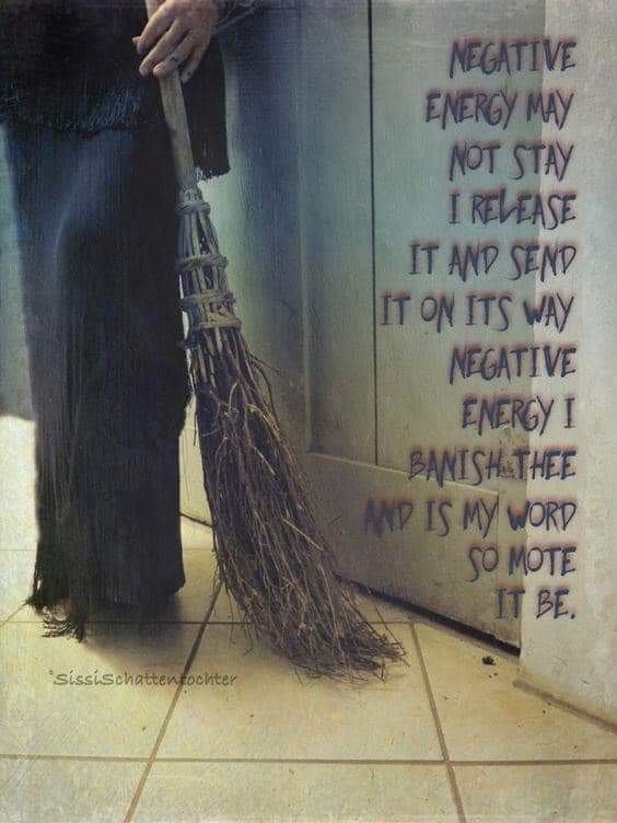 Yvonne Loveland (@vqmanagement) on Twitter photo 