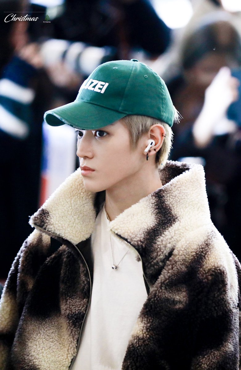 #HAPPYTAEYONGDAY 
#OurRoseTaeyongDay
#헤어질_염려가없는_태용날
🎂💝