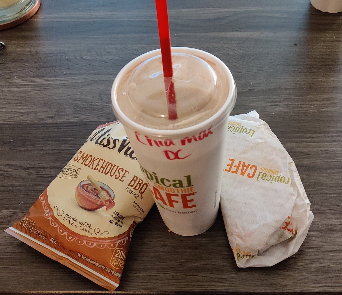 StarofV's tweet photo. Thank you to the very good boy who bought my lunch 💋 tropical smoothie is my fav! #finD #findom #finsub 
#OnlyFans #onlyfansbabe #onlyfansgirl
#thankyou #gratitude

My link: https://t.co/zpA7lduLjR https://t.co/koaJ0e3oRJ