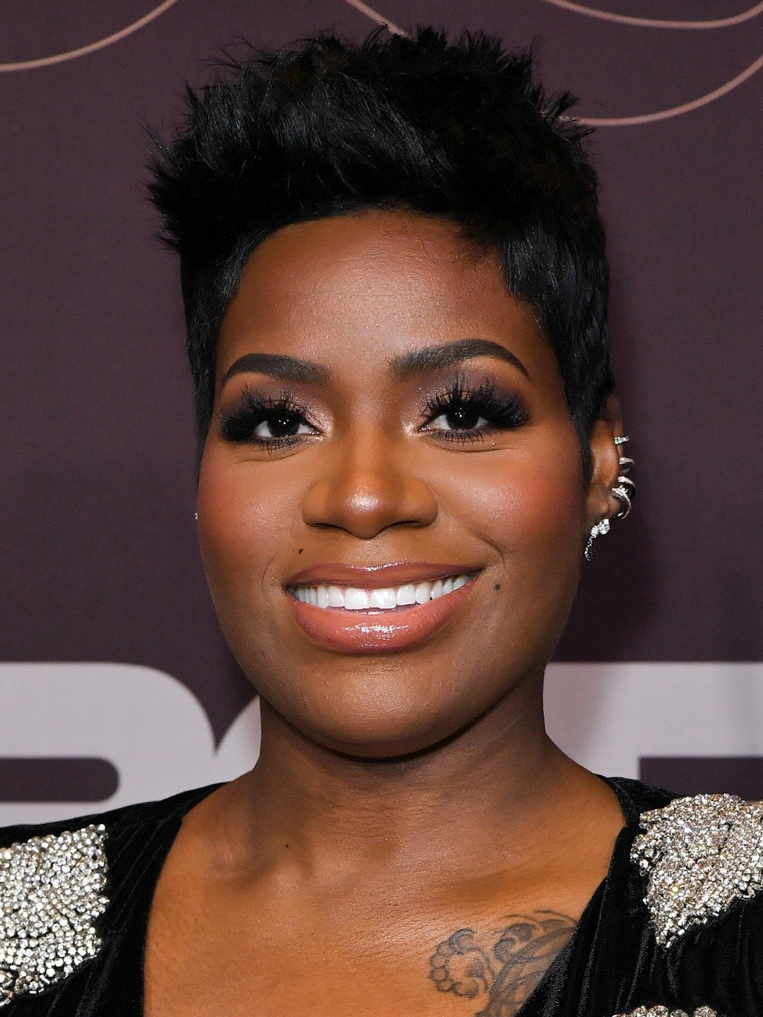 Wishing a Happy 36th Birthday to Fantasia Barrino  . What s your favorite Fantasia song?  