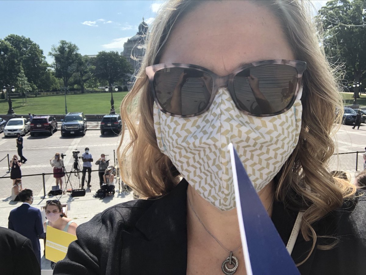 I promise you that I am smiling with every one of my 43 years of wrinkles and lines squeezed together under this mask! The report to end all reports! Thank you for delivering a plan to solve climate change ⁦@SpeakerPelosi⁩ ⁦@KathyCastorFL⁩ #SolvingTheClimateCrisis