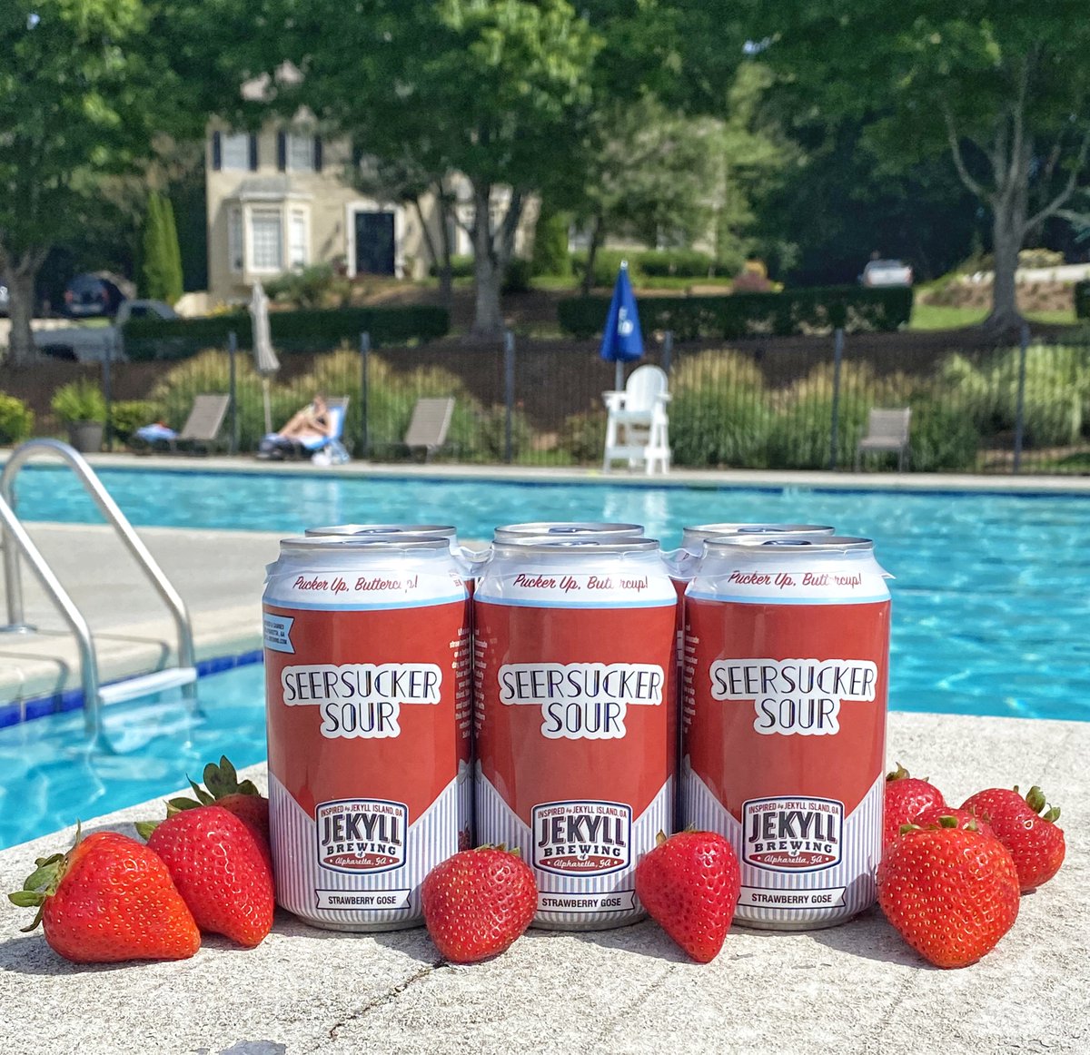 jekyllbrewing's tweet photo. Our new Seersucker Sour Strawberry Gose is here! A fruity, refreshing beer, perfect to combat the summer heat. It's on tap at Marconi & City Center now, & look for it in stores this week! ππ§ πΊ #jekyllbrews #gabeer https://t.co/1tO5vJoIkQ