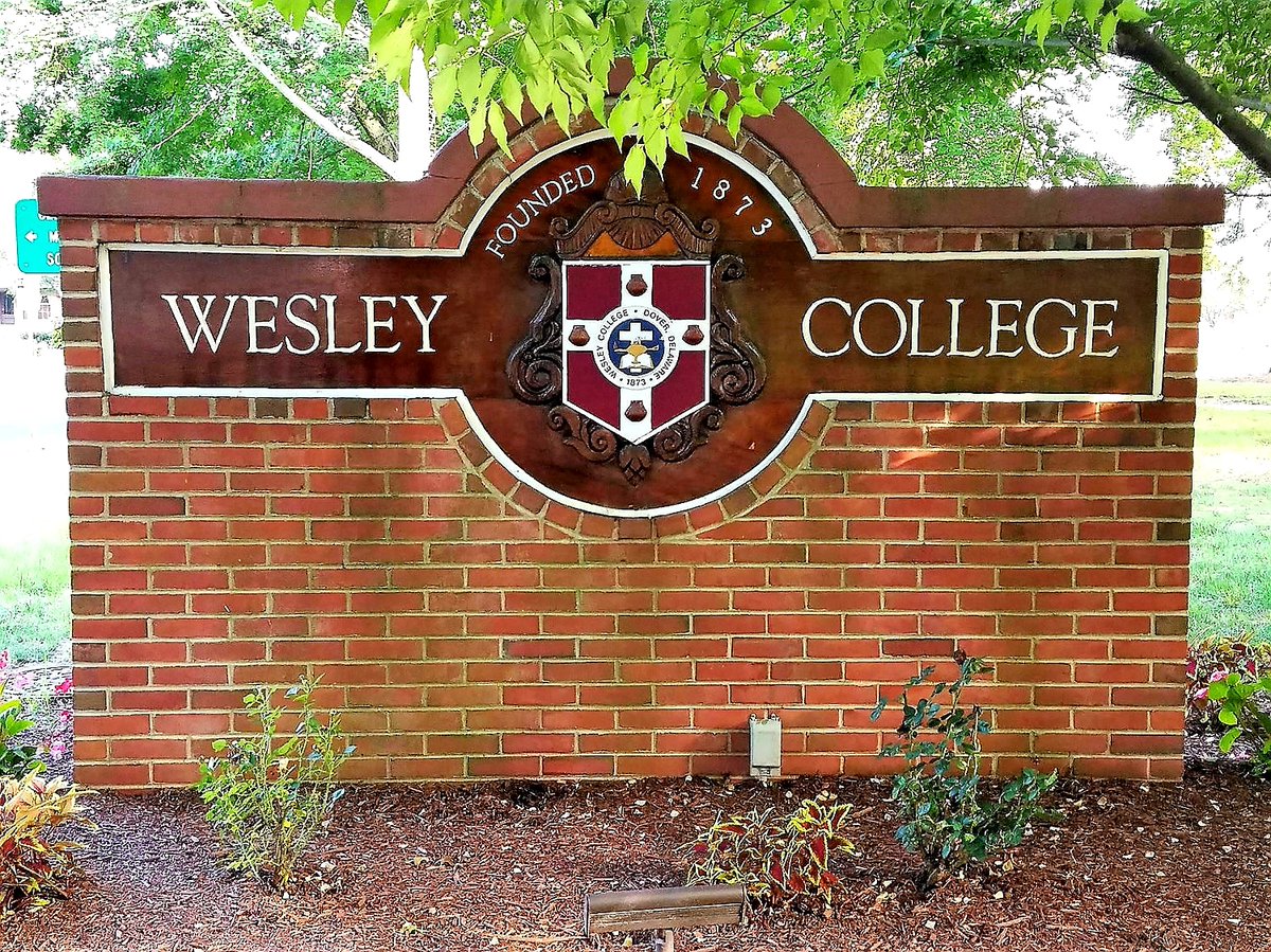 WC_SIS_Program's tweet image. Make Wesley your home this year. Register for our SIS Program (link in bio). Let us prepare you for a career in STEM = Science🔬🔭Technology💻📡Engineering🔩⚙Mathematics📐📈 @WesleyCollegeDE @cannon_scholars @wesley_SSR