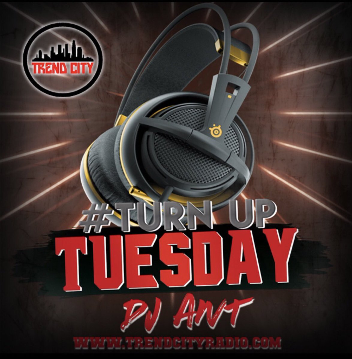 TrendCityLive's tweet photo. Live Radio, Now playing: 
@MacklinCory - Swish

🎙🔥#TurnUpTuesday❗️

#NewMusic 🎉🎊 Tune in!
 ➡️https://t.co/S5bIz4V85m https://t.co/UkCyOxqBQL
